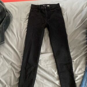 Black rockstar jeggings OLD NAVY size 8 youth 360 stretch